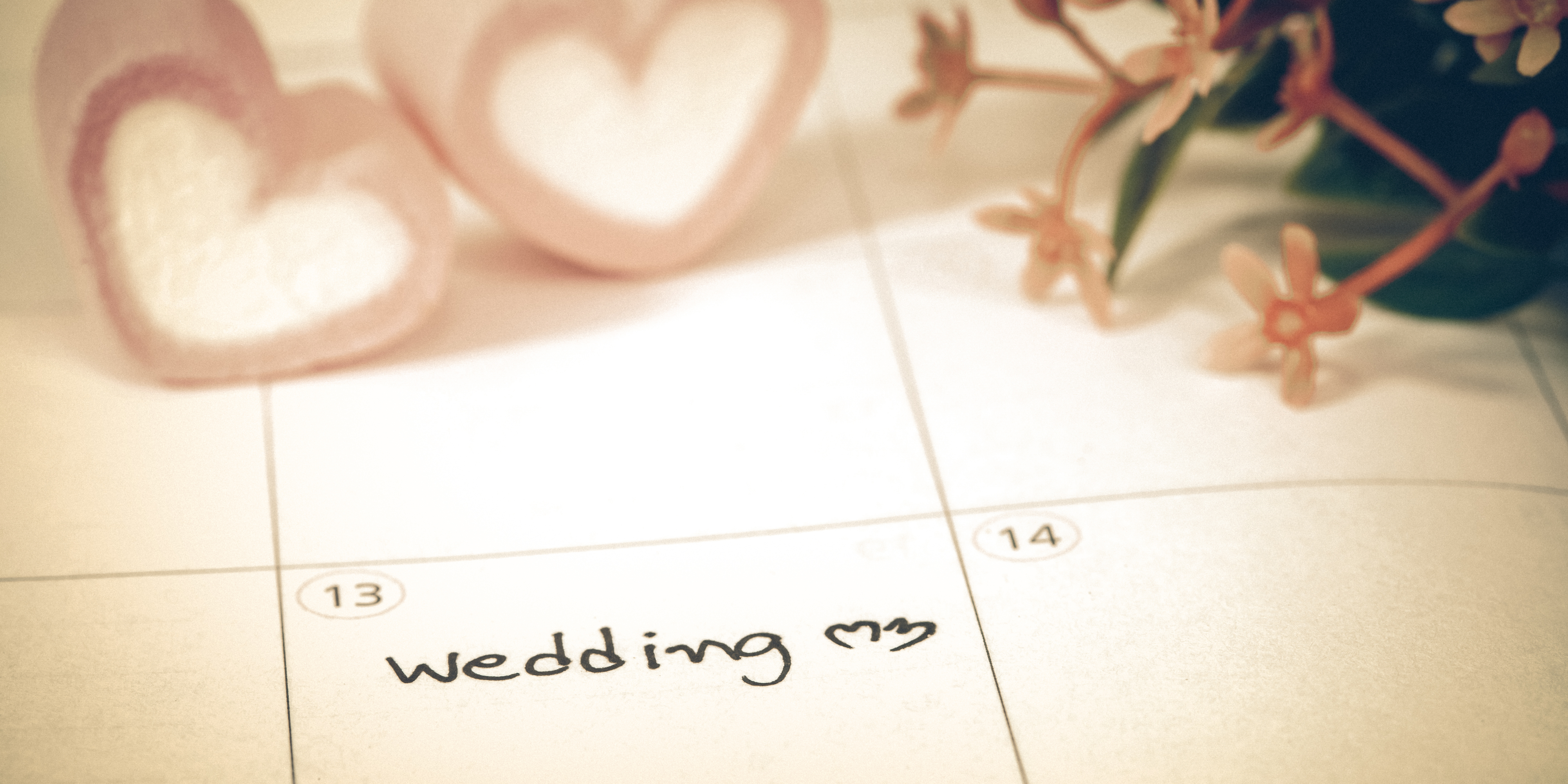 Experts Share Essential Wedding Planning Tips