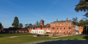 Oakley Hall: Exclusive Hire Perfect For An Intimate Asian Wedding